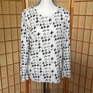 TALBOTS Top Blouse Houndstooth Pattern Pleated Bell Statement Sleeves Blouse Top